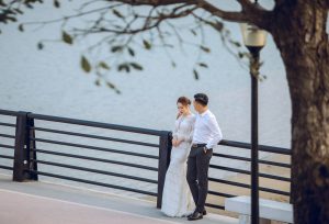 Chụp ảnh cưới đẹp nhất ở cầu Bến Thủy